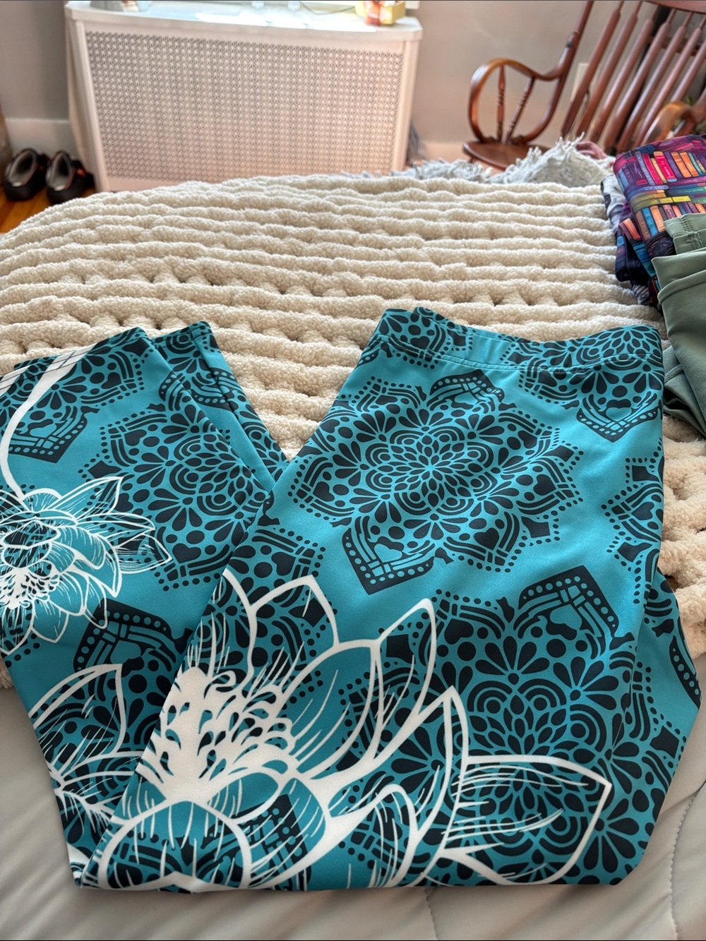 Teal Floral Mandala Capri Leggings
